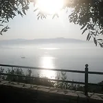 Hotel Magemenou Nikiana