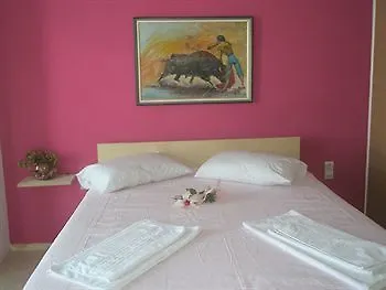 Hotel Magemenou