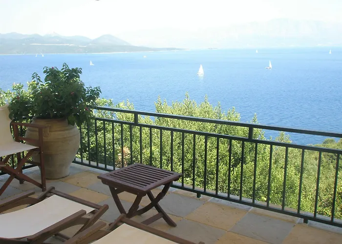 Hotell Magemenou Nikiana